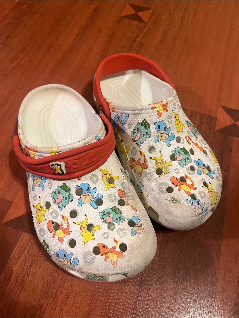 CROCS Kids White Multi Pokémon Print Clogs with Red Strap